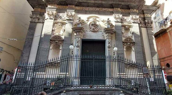 Chiesa di Santa Maria delle anime del Purgatorio ad Arco - Facciata